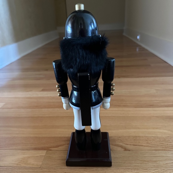 Chicago White Sox 2002 Rare First in Limited Series Nutcracker - Picture 8 of 16